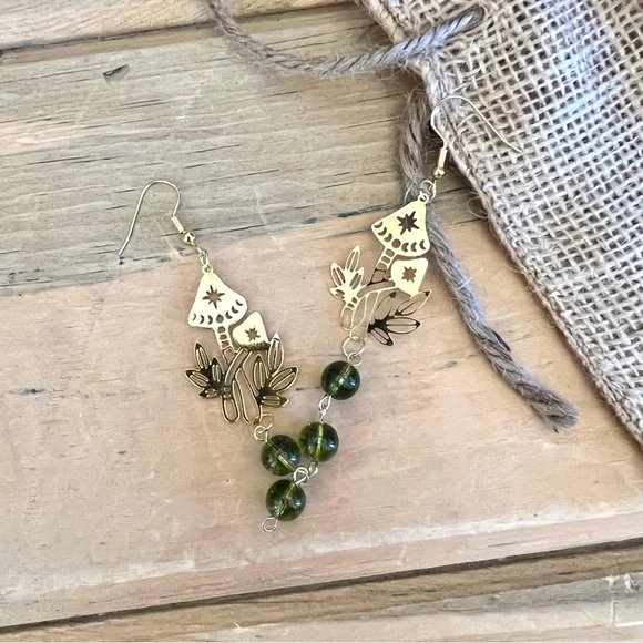 New! Whimsical Mushroom And Green Beads Boho Earrings 🍄 - Picture 5 of 5